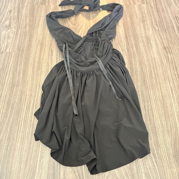 Windsor Womens 50s Icon Halter Plunge Neck Skater Romper Black - Picture 6 of 7